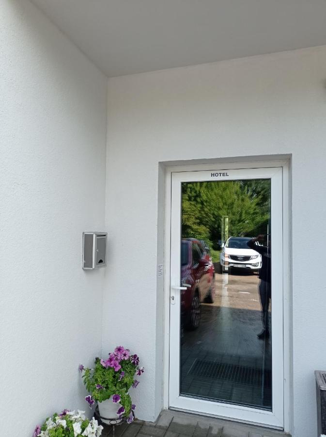 וילנה Apartment Jacuzzi Rr Terrace מראה חיצוני תמונה